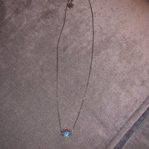 Kendra Scott necklace